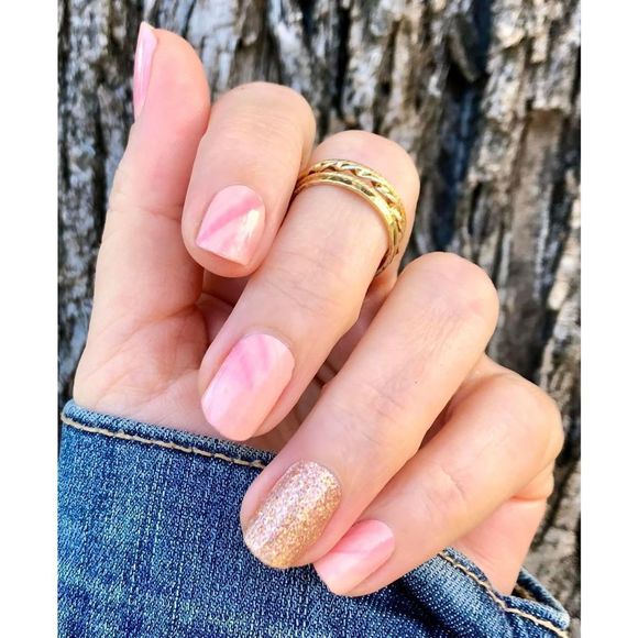 Color Street | Pebble Rebel - Picture 6 of 9